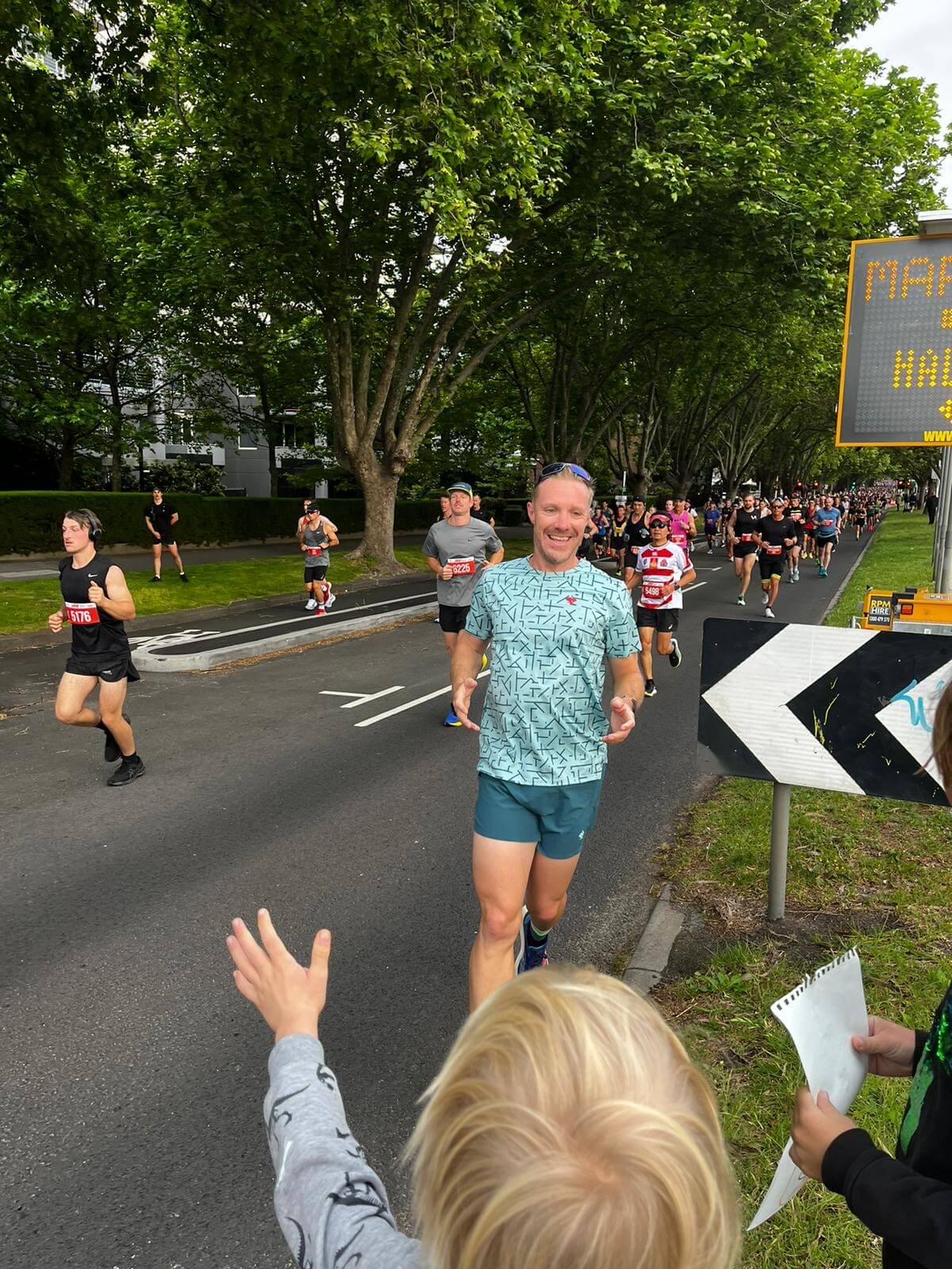 Melbourne Marathon runners